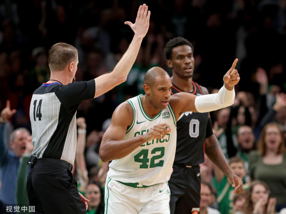 不屈不挠的 不屈不挠的