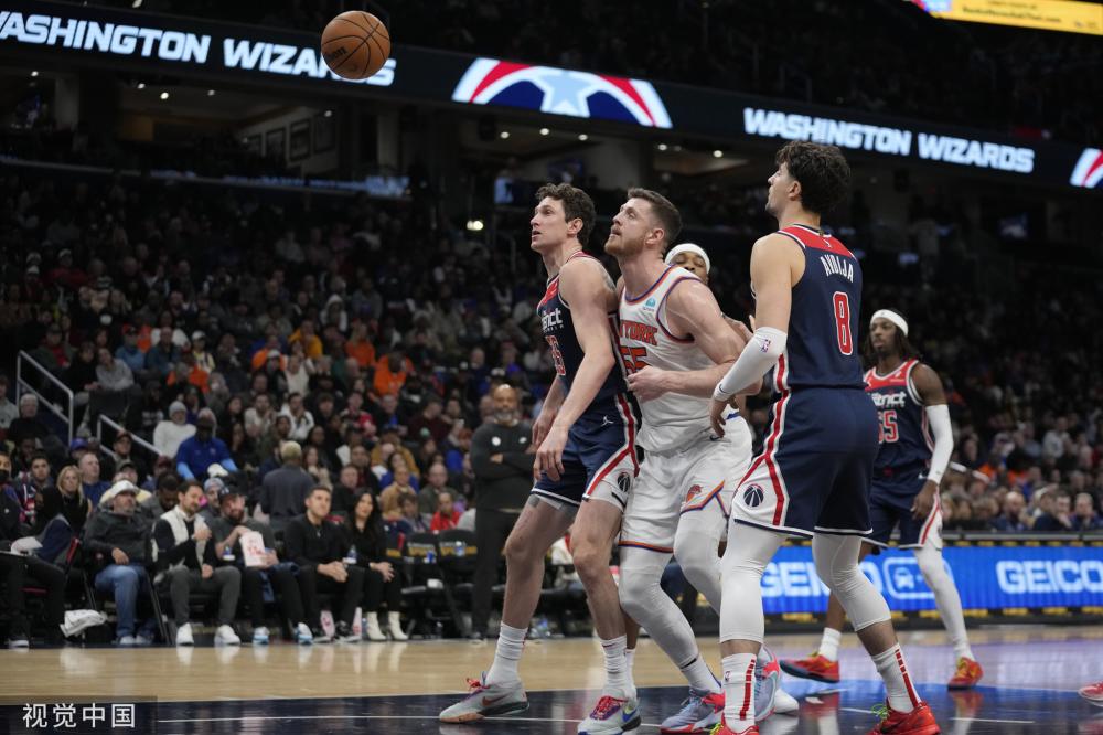 球队主帅特 球队主帅特