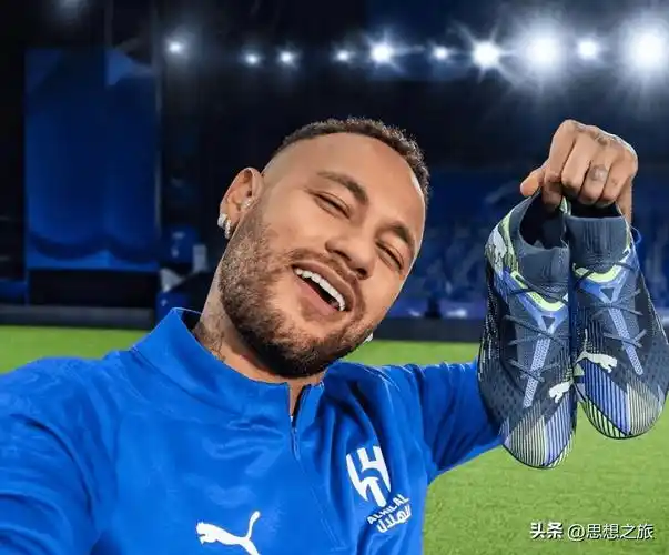 头的中场球 头的中场球